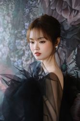 -花里花间摄影工作室