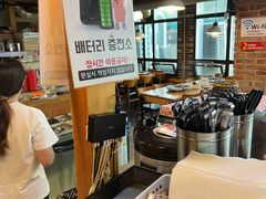 -江南猪肉商会无限续吃(弘大店)