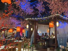 -荷塘秋月·本帮江浙菜(国权路店)