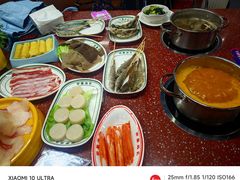 -四囍码头海鲜烧烤自助火锅(外滩南京东路悦荟广场店)