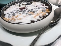 -姚姚酸菜鱼·金戈戈香港豉油鸡(喜荟城联名店)