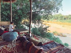 -乌托邦酒吧和餐厅