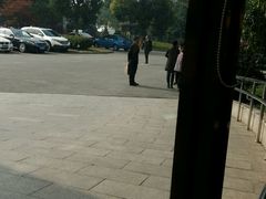 -山明水秀大饭店