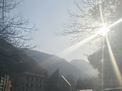 -抱龙峪