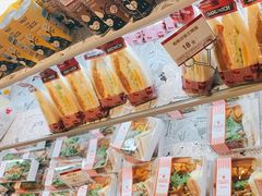 零售区-山崎面包(静安久光店)
