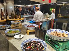 自助取餐区-武汉世茂希尔顿酒店·汇·全日餐厅