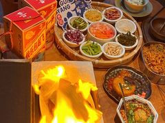-包整·丝娃娃(甲秀楼景观店)