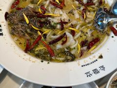 -渔语鱼酸菜鱼新川菜(来福士店)