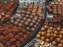 -Laderach 莱德拉(上海环贸iapm店)