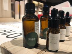 -光海书局(南京东路第一百货店)