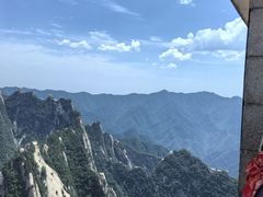 -梦航彩虹之约自助餐厅(华府天地店)