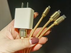 -喜鹊愉家酒店(郑州曼哈顿博览中心地铁站店)