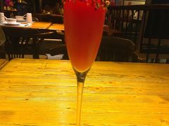 烈焰红唇-村理·乡村菜音乐餐厅(河西店)