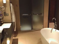 -广州天河希尔顿酒店