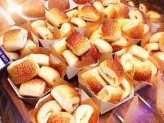 一口奶油芝士面包-巴黎贝甜(龙江店)