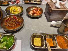 -草家酱蟹炭火烤肉店(珲春南路一店)