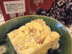 榄仁萨其马-白天鹅宾馆·美食屋