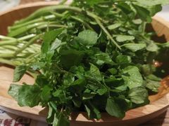 -尚尚仙·酸汤猪手·猪肚鸡火锅(华联万柳购物中心店)