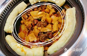 Special Pork Ribs Braised Pork Belly Pot