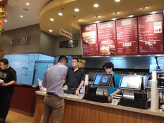 -The Habit Burger Grill 哈比特汉堡(爱琴海店)
