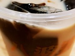 -八婆婆烧仙草(曾厝垵店)