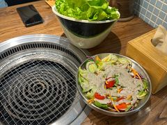 -明洞阿姨·韩式酱蟹烤肉·创意料理(三元桥店)