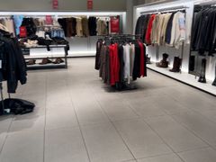 -ZARA(红谷滩万达店)