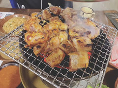 -喝丢一只鞋·东北烤肉·烧烤·铜火锅(江宁店)