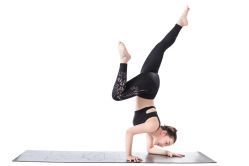 -亚太瑜伽普拉提学院