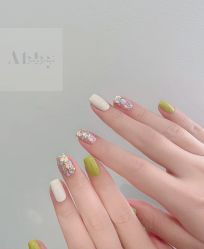-1T·1M 日式美甲美睫