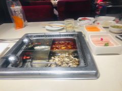 -海底捞火锅(武胜路凯德广场店)