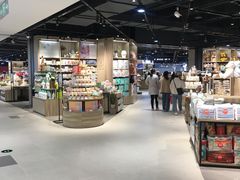 -胖东来生活广场(健康路店)