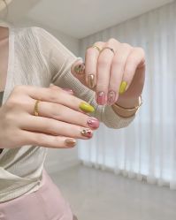 -桃色美甲沙龙