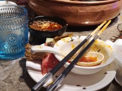 -三人行骨头王火锅(长寿店)