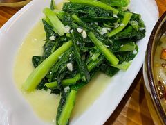 蒜茸油麦菜-川川川菜馆(椰海新城店)