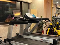 -迈劲健身专业私教(朝青汇店)