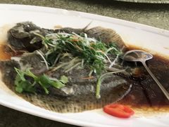 -东豪园林海鲜酒家(南港路辅路店)