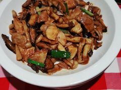 橄榄油炒三种蘑菇-西贝(吴江路湟普汇店)