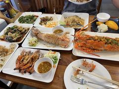-两兄弟Song Pee Nong(2号店)