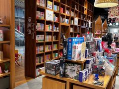 -百新书局(尚悦湾店)