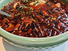 -铜锣湾·有麝自然香(渝北财富中心店)