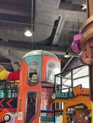 -欧酷世界动力星球(王府井奥莱UP TOWN店)