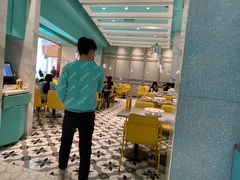 大堂-姚姚酸菜鱼·金戈戈香港豉油鸡(喜荟城联名店)