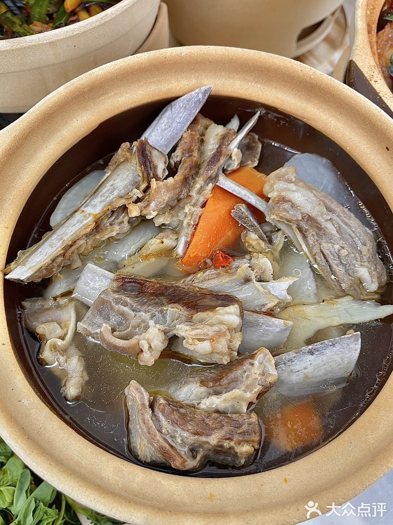 今日份牛排煲来一锅