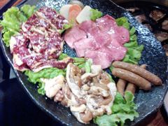 -炼火烤肉店