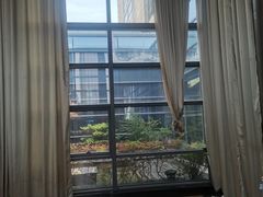 -上海松江假日酒店