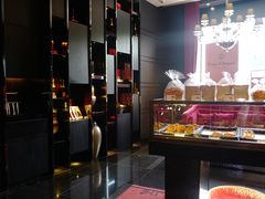 -Salon de The de Joel Robuchon(外滩18号店)