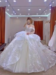 -纯色时光婚纱艺术馆WHITE