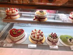 -花花卷卷·鲜食蛋糕(静安久光百货店)