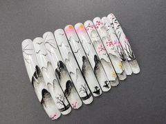 -艺采红鹰职业培训学校